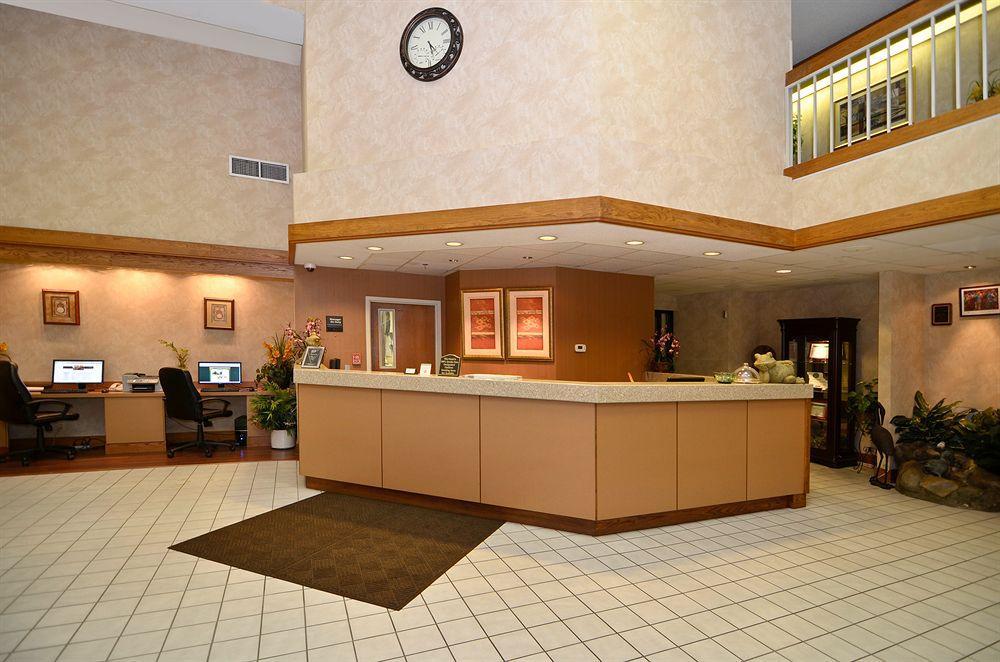Greenstay Hotel & Suites Central Springfield Interior photo