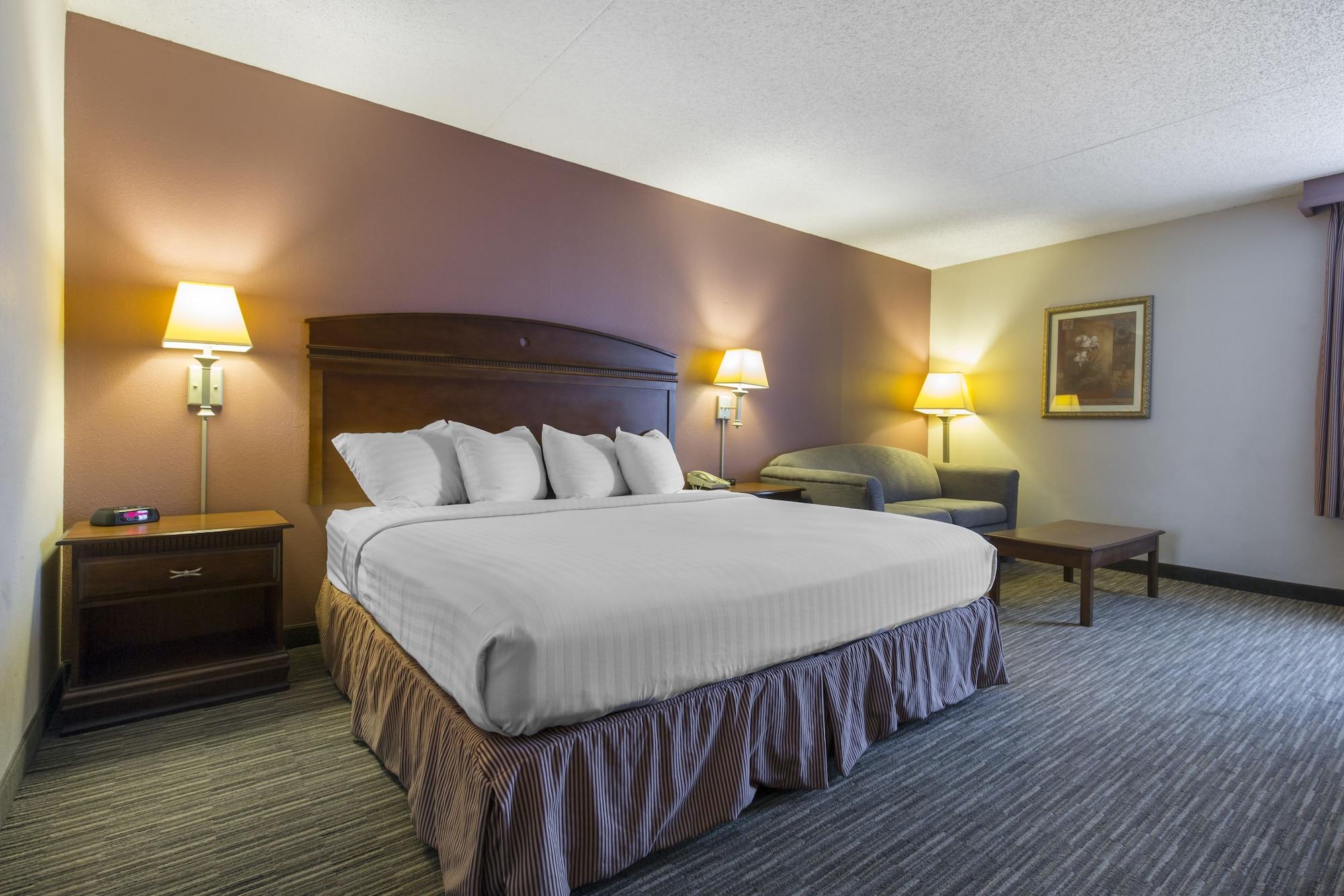 Greenstay Hotel & Suites Central Springfield Exterior photo